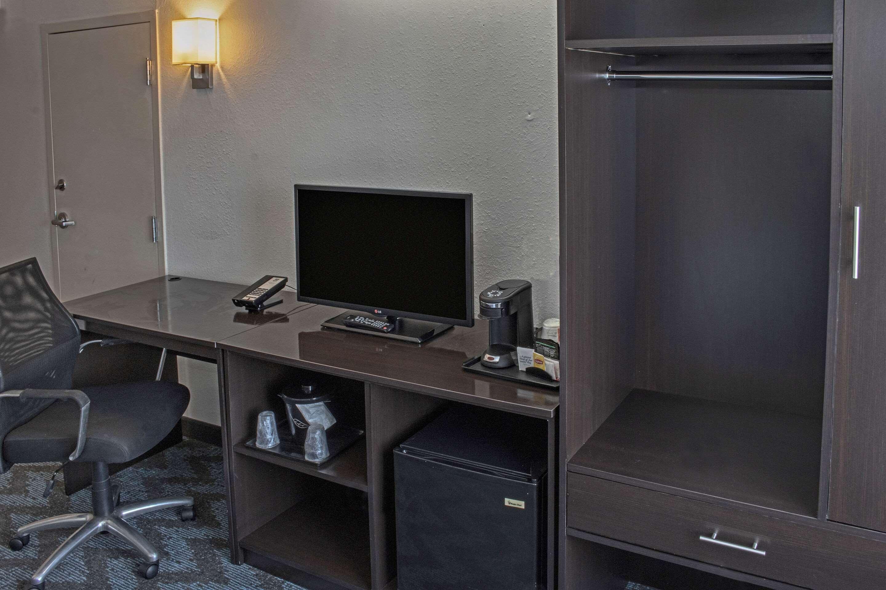 Sleep Inn Lake Wright - Norfolk Airport Екстериор снимка
