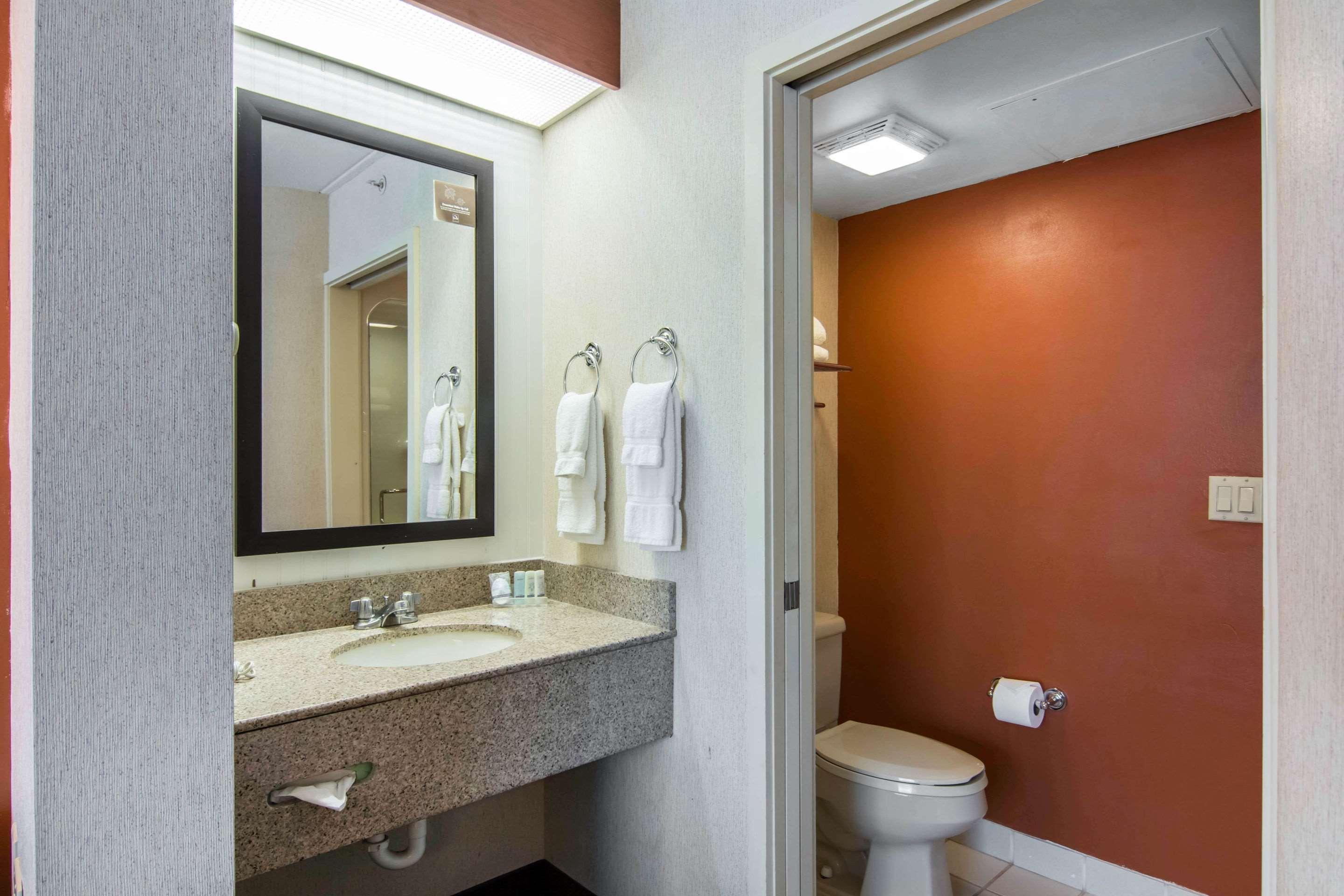 Sleep Inn Lake Wright - Norfolk Airport Екстериор снимка